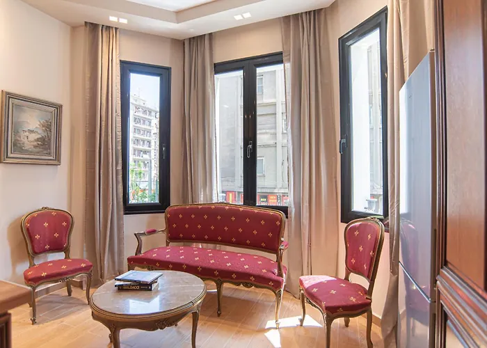 Luxury Central Apartment
